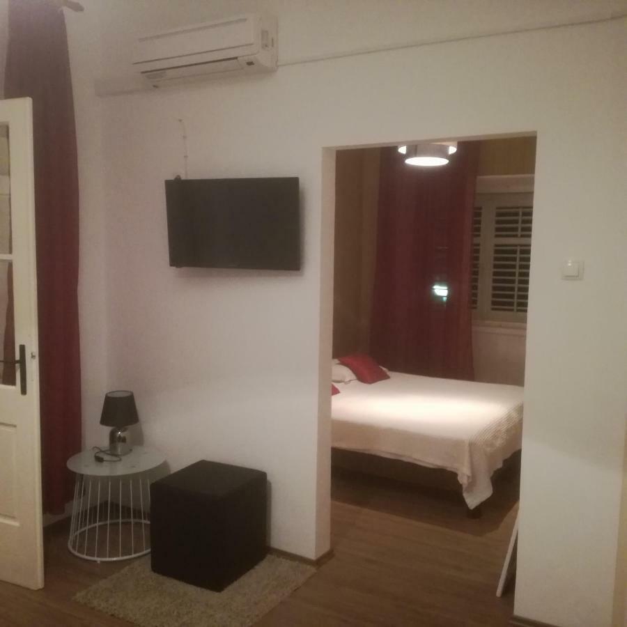 耶尔萨Apartman Stipe公寓 外观 照片
